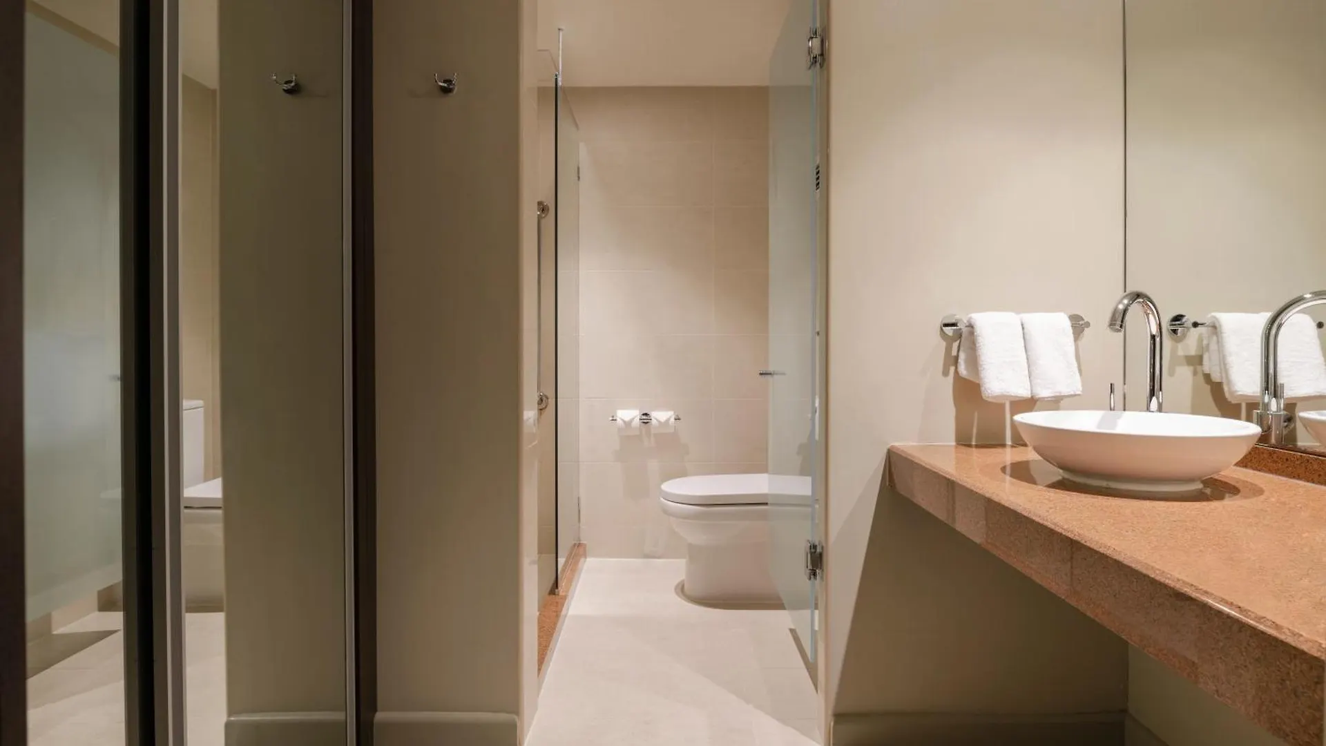 Four Points By Sheraton Perth 4*,